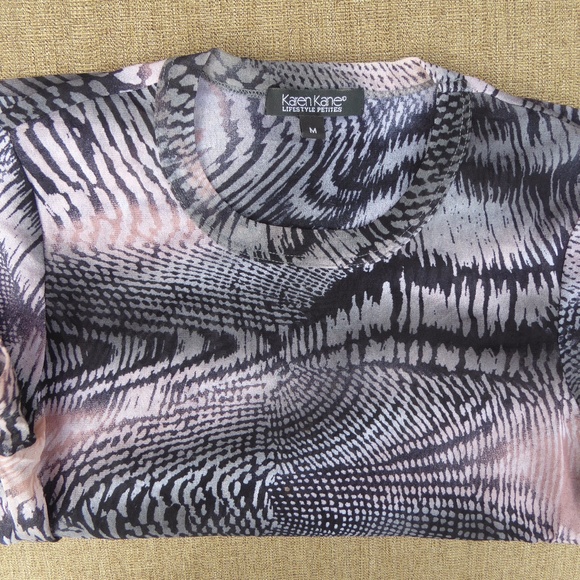 Black printed tee - Picture 3 of 4